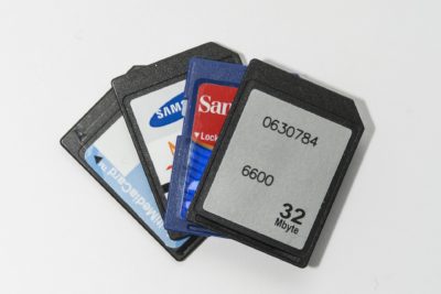DataLab - Chapitre 3 - Connecter ses capteurs diffe rentes-cartes-sd-e1554368292831.jpg