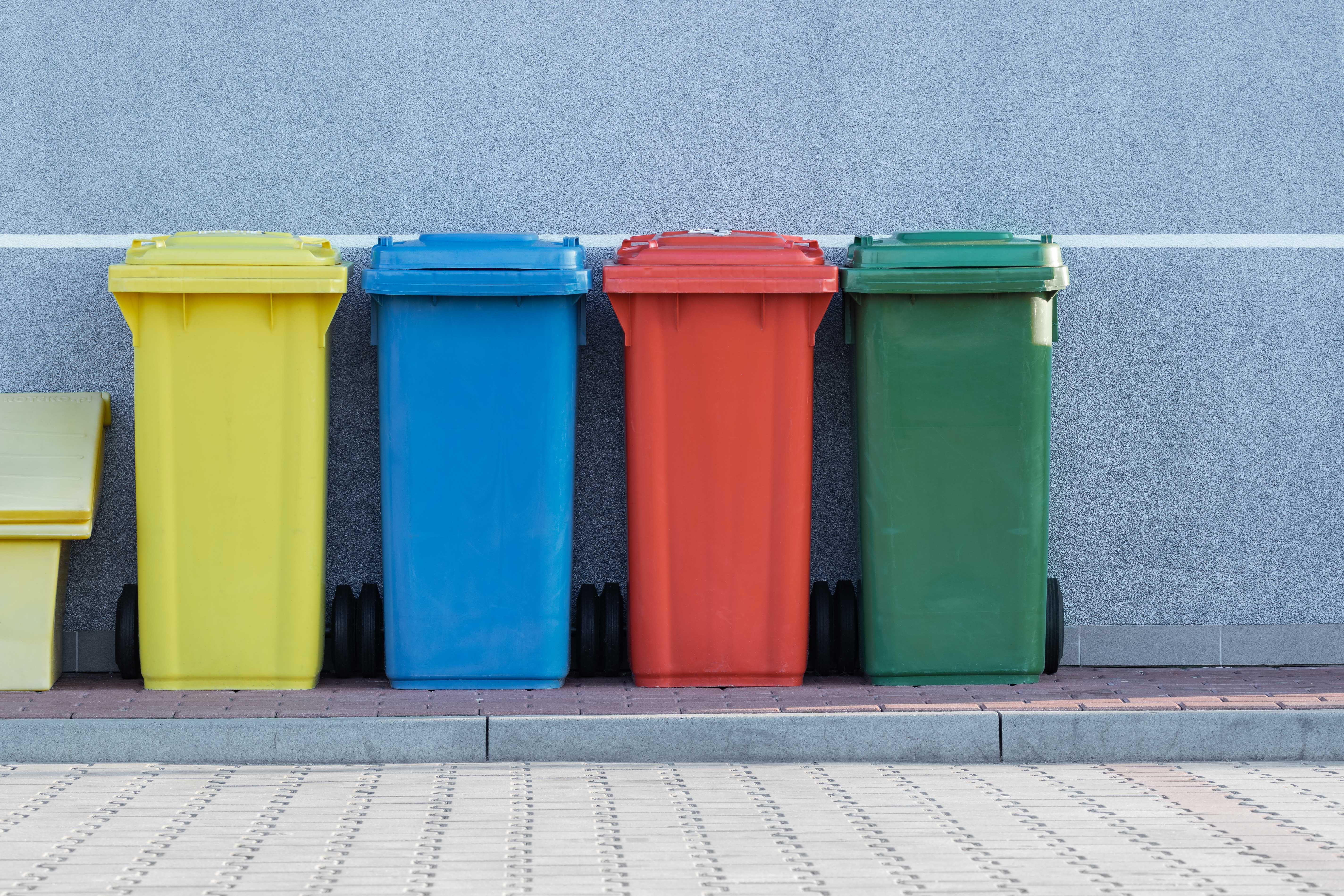 Group-Des d chets vous avez dit... pawel-czerwinski-RkIsyD AVvc-unsplash.jpg