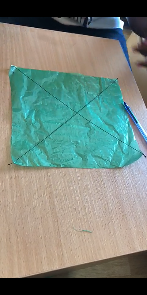 Parachute fils -attach s.png