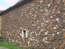 Item-Mur 220px-Fa ade rouge Octon.JPG