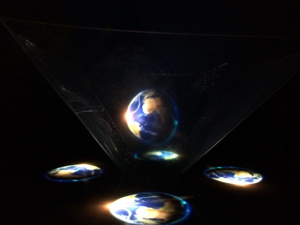Hologramme IMG 1285.JPG
