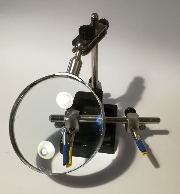 Item-Troisième main troisiemeMain.jpg