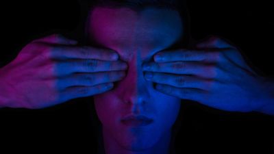Tache_aveugle_taras-chernus-rWkpNxqE_rM-unsplash-min.jpg