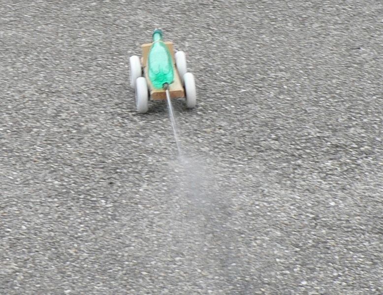 Fichier:Voiture r action P1010655 .JPG