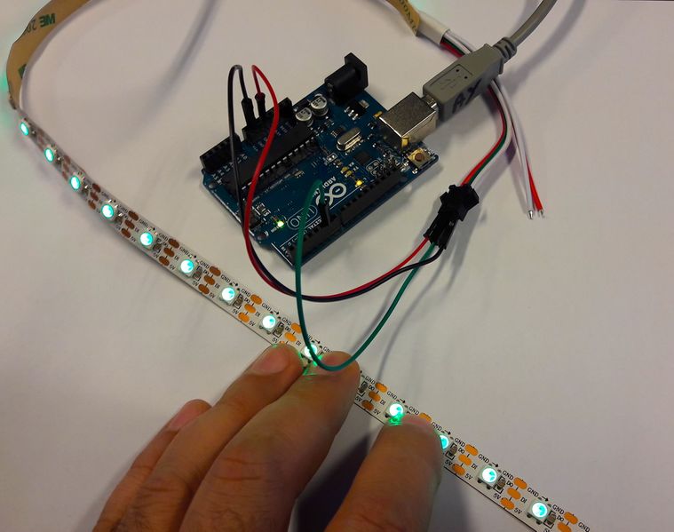 Fichier:Rubans de led ludiques tutoled.jpg