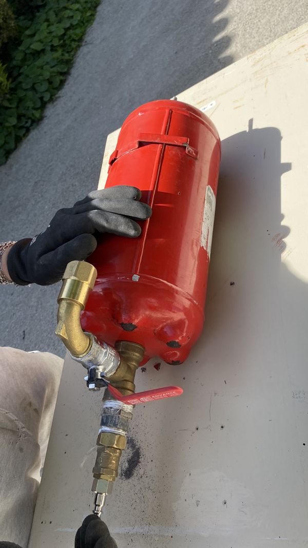 Canon air comprim 88AC9485-2BC2-4EC4-99EB-C4A5DF87E52D.jpeg