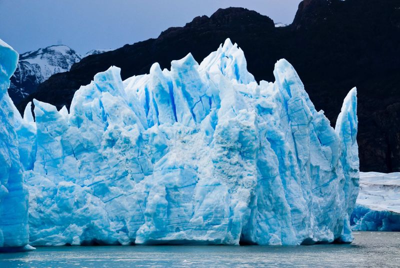 Fichier:Attention la glace iceberg.jpg